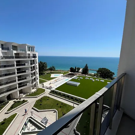 Sunrise L 1bd Sea View L Pool L Free Parking Warna