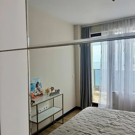 Sunrise L 1bd Sea View L Pool L Free Parking Apartamento Varna