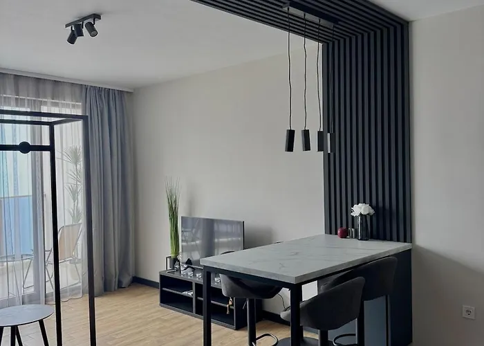 Sunrise L 1bd Sea View L Pool L Free Parking * Varna