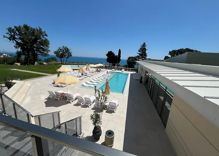 Apartment Sunrise L 1bd Sea View L Pool L Free Parking *